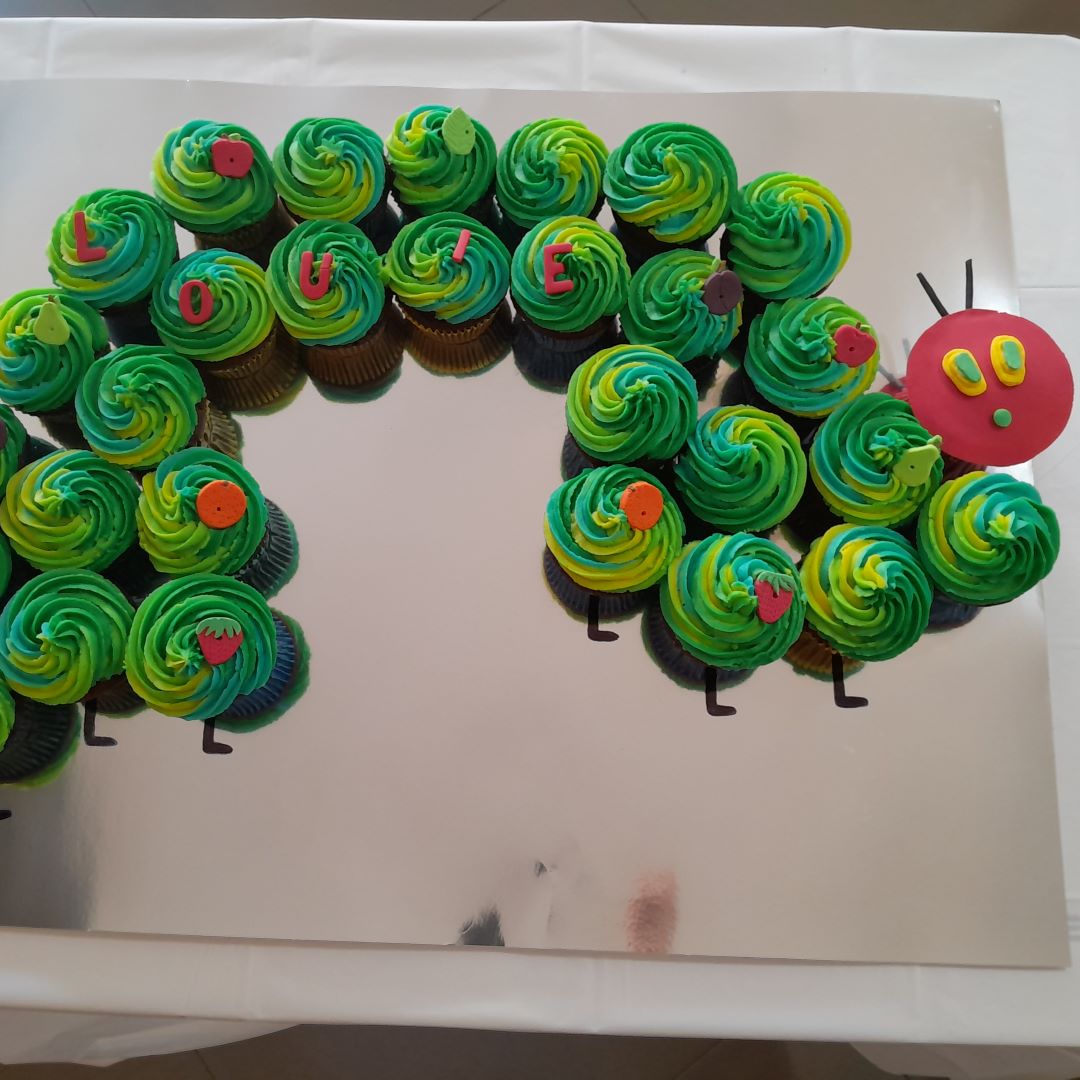 Vanilla cupcakes for a child's birthday