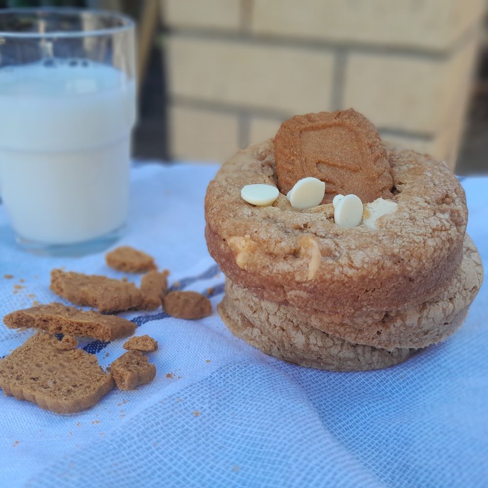 Biscoff and white choc biscuits